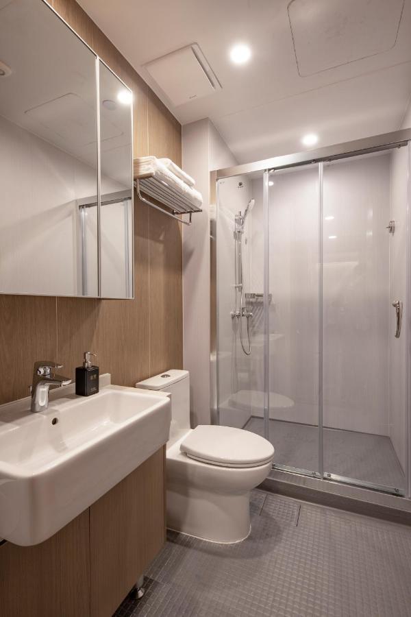 Cm Serviced Apartment Shenzhen Dongmen Bagian luar foto