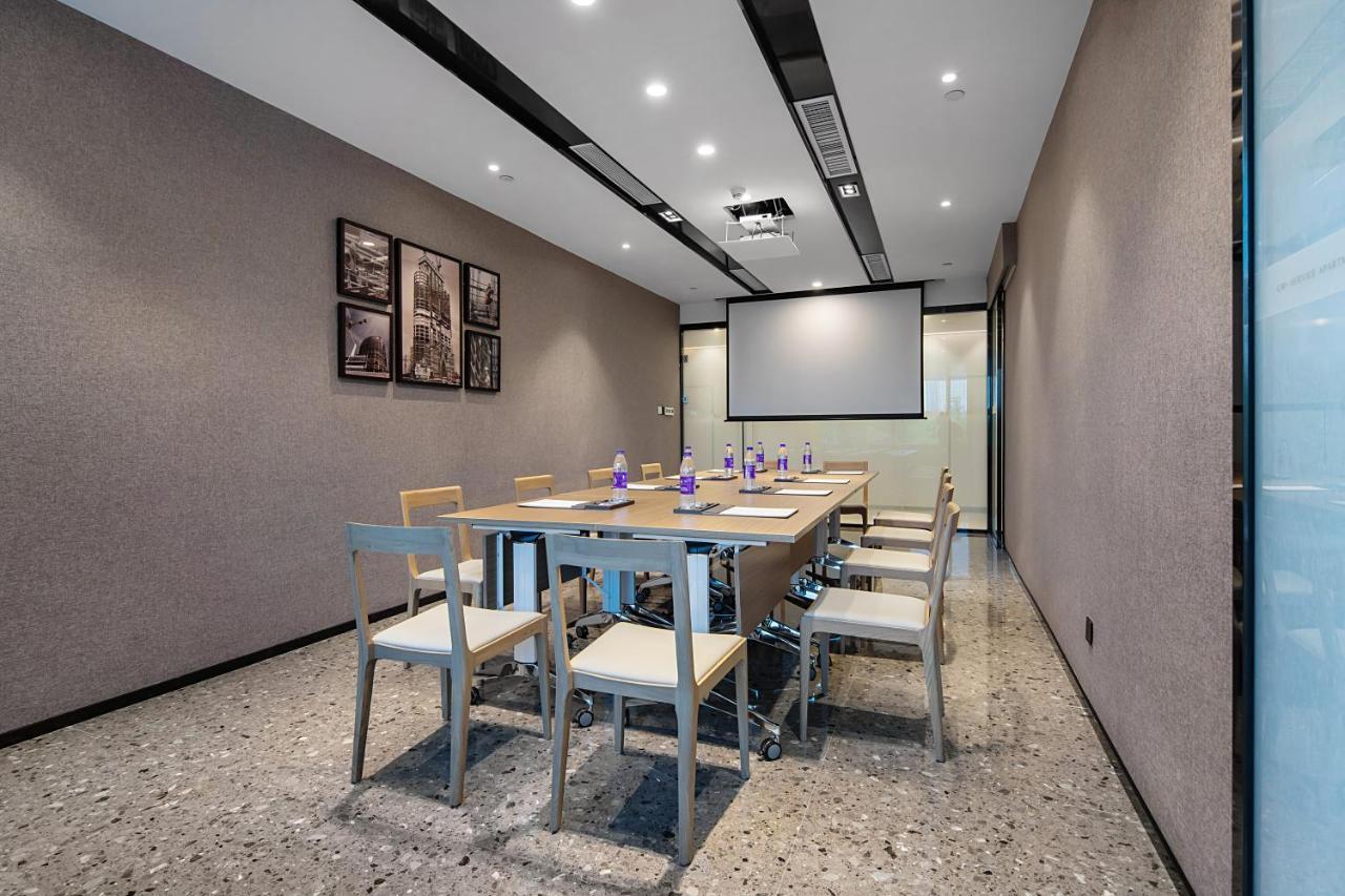 Cm Serviced Apartment Shenzhen Dongmen Bagian luar foto