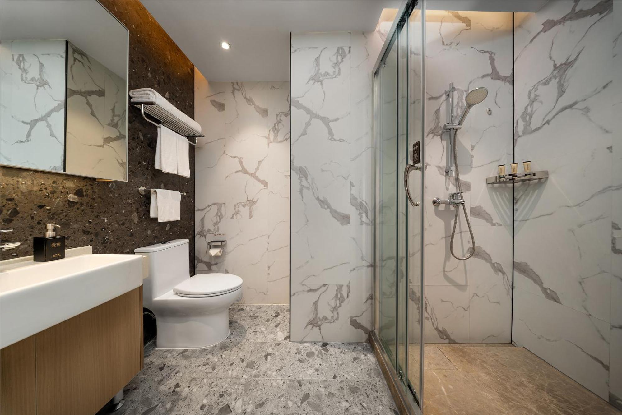 Cm Serviced Apartment Shenzhen Dongmen Bagian luar foto