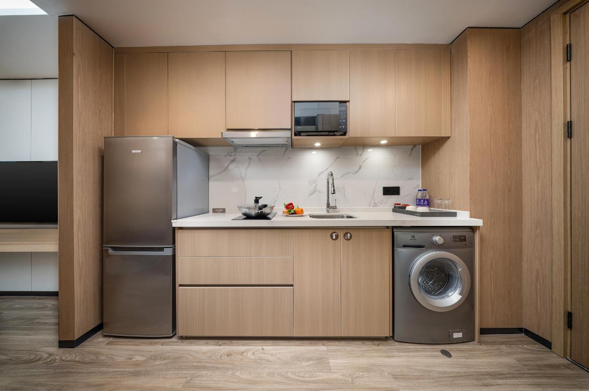 Cm Serviced Apartment Shenzhen Dongmen Bagian luar foto
