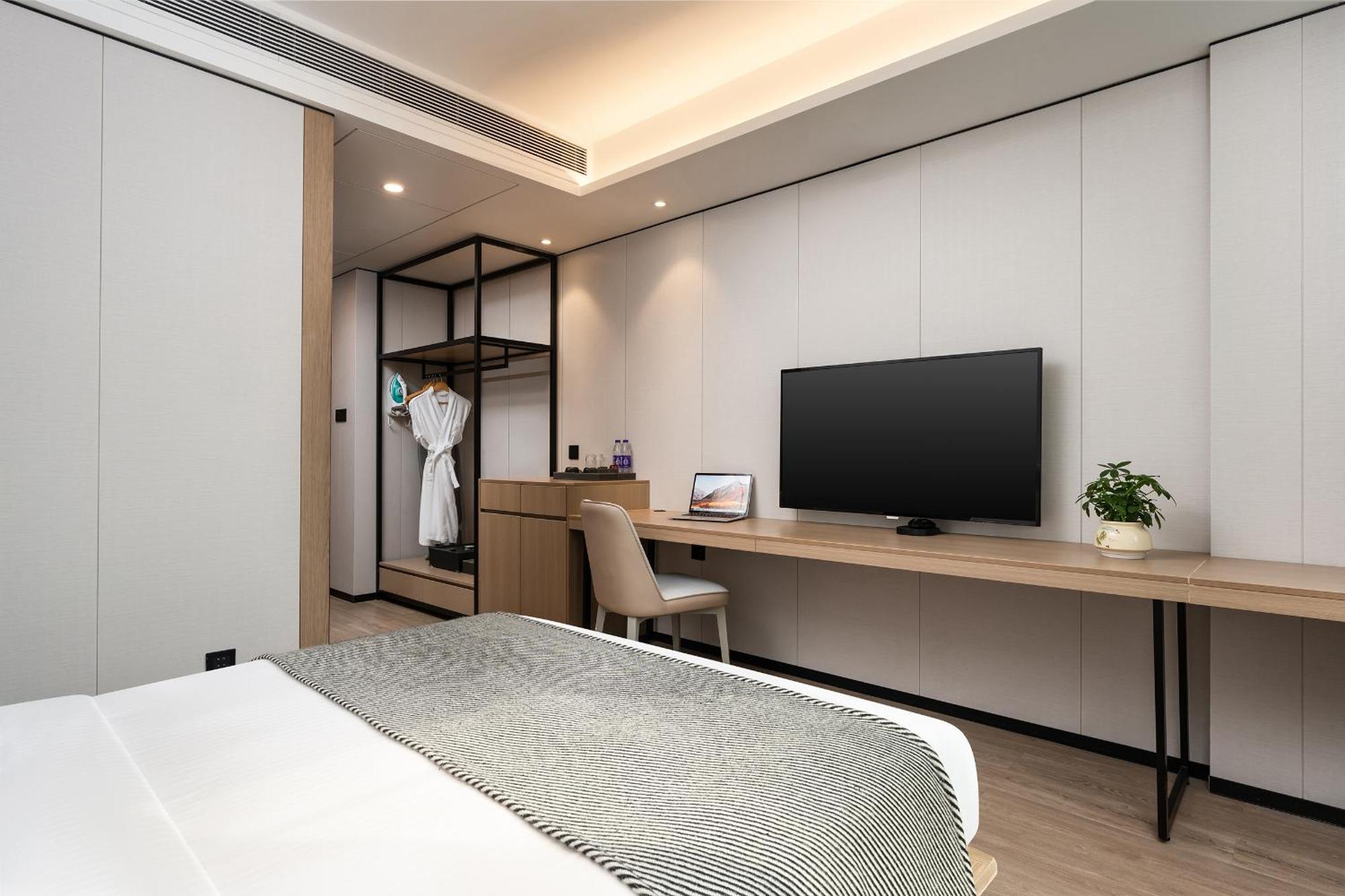 Cm Serviced Apartment Shenzhen Dongmen Bagian luar foto