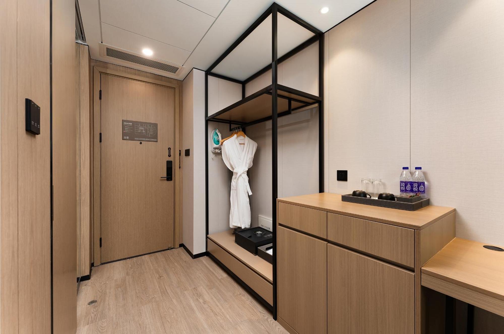 Cm Serviced Apartment Shenzhen Dongmen Bagian luar foto