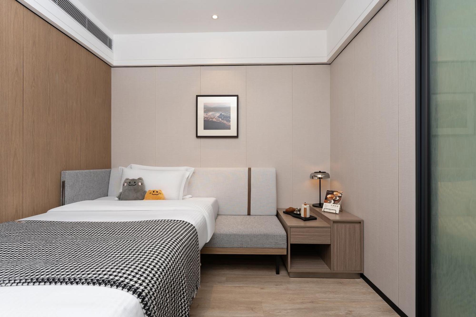 Cm Serviced Apartment Shenzhen Dongmen Bagian luar foto